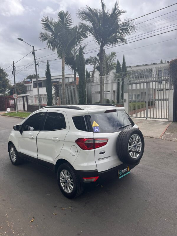 FORD ECOSPORT 2016 - Image 6